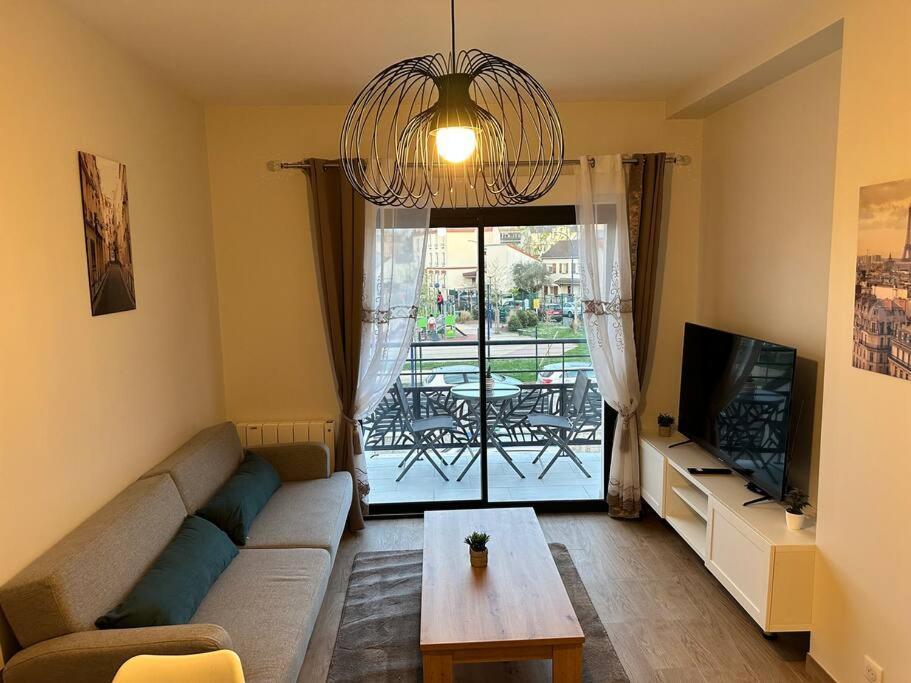 Appartement A 15Min De Paris Drancy Exterior foto